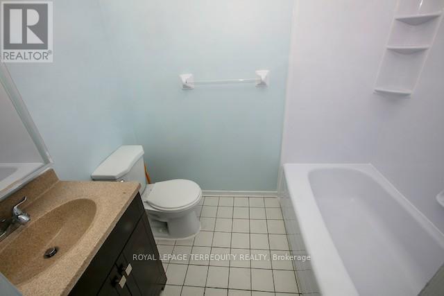 208 - 1275 Cornerbrook Place, Mississauga, Ontario  L5C 3J3 - Photo 12 - W12154131