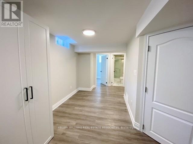 922 Silverthorn Mill Avenue, Mississauga, Ontario  L5W 1B3 - Photo 8 - W12154135