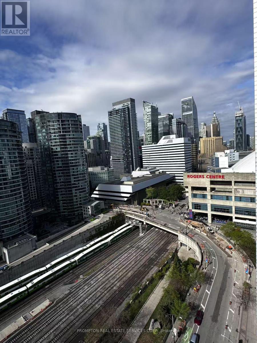 2002 - 1 Concord Cityplace Way, Toronto, Ontario  M5V 0X3 - Photo 14 - W12154239