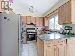 382 Bud Gregory Boulevard, Mississauga, Ontario  L4Z 2P8 - Photo 1 - W12154295