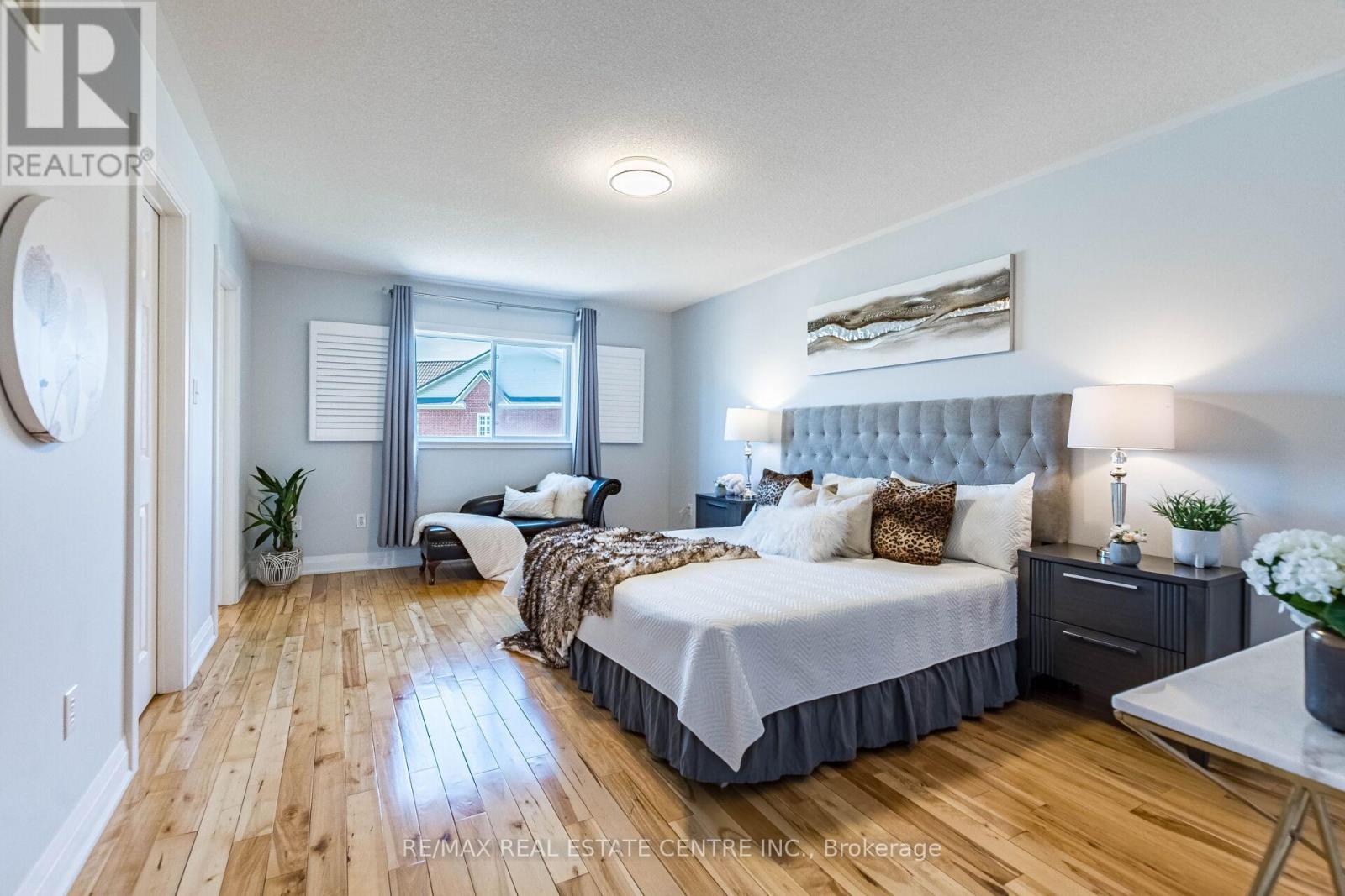 4310 Guildwood Way, Mississauga, Ontario  L5R 0A7 - Photo 23 - W12154303