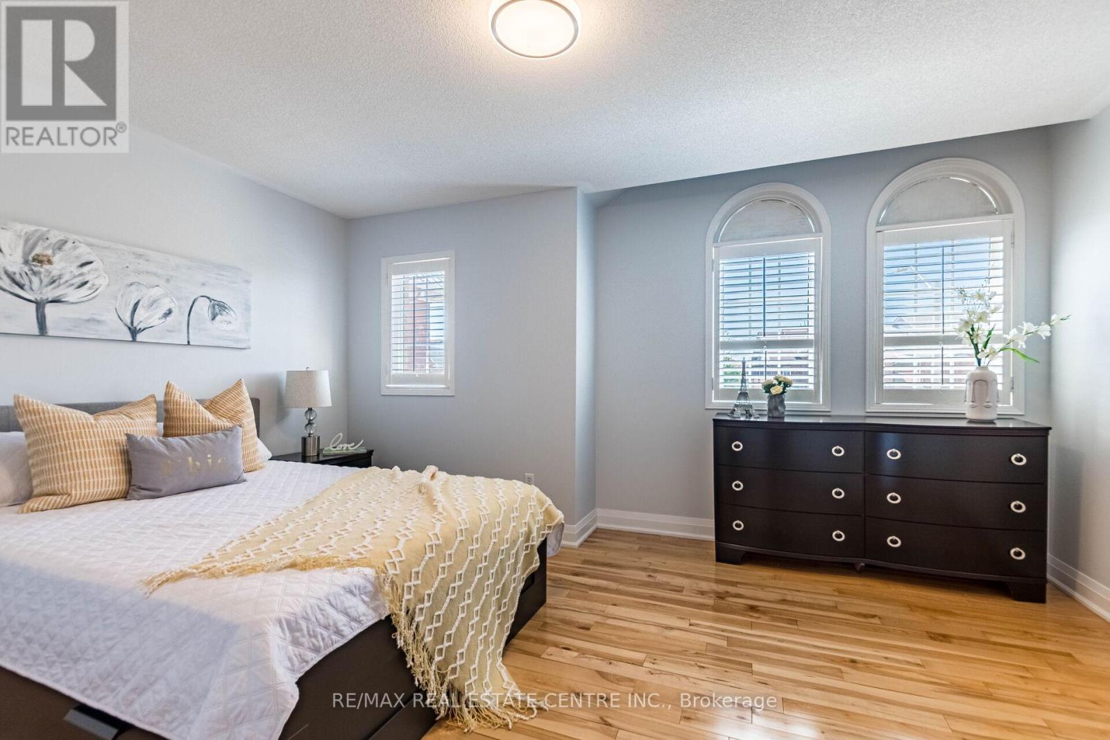 4310 Guildwood Way, Mississauga, Ontario  L5R 0A7 - Photo 27 - W12154303