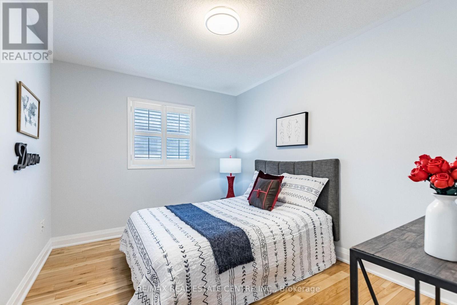 4310 Guildwood Way, Mississauga, Ontario  L5R 0A7 - Photo 29 - W12154303