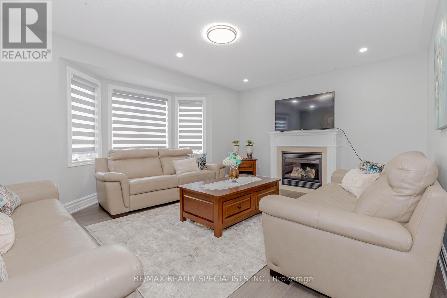 46 Ocean Ridge Drive, Brampton, Ontario  L6R 3K5 - Photo 23 - W12154324