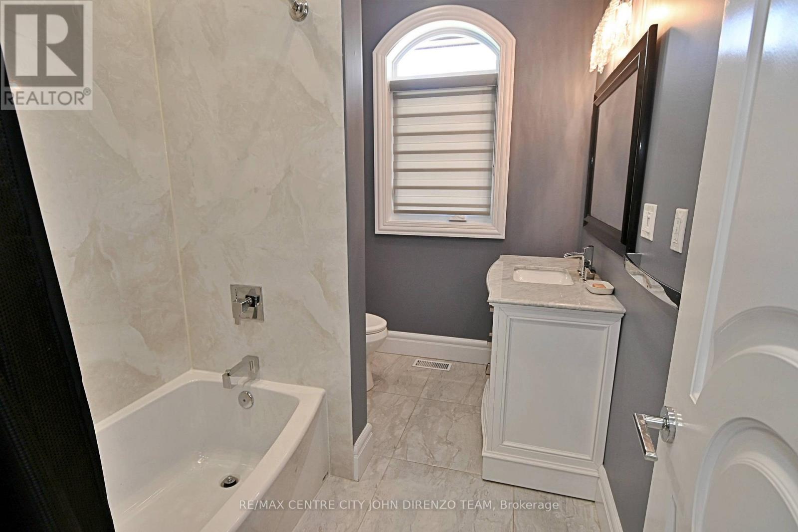 6 Woodland Road, Central Elgin, Ontario  N5P 1P2 - Photo 14 - X12154447