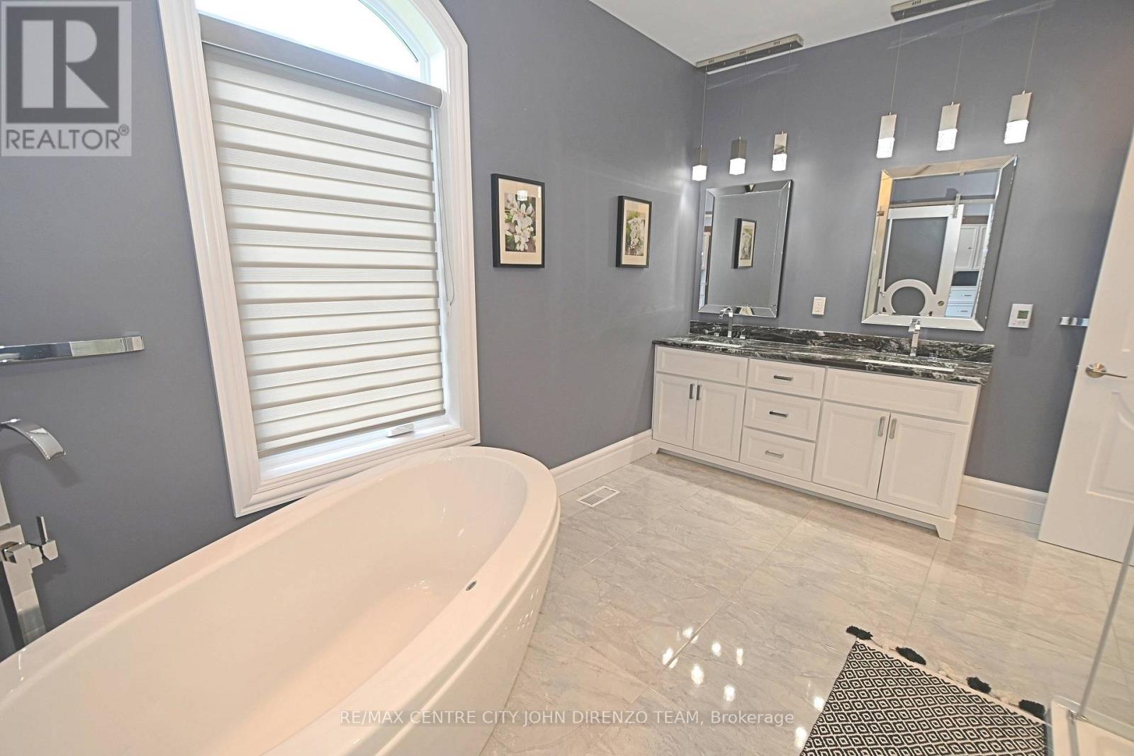 6 Woodland Road, Central Elgin, Ontario  N5P 1P2 - Photo 19 - X12154447