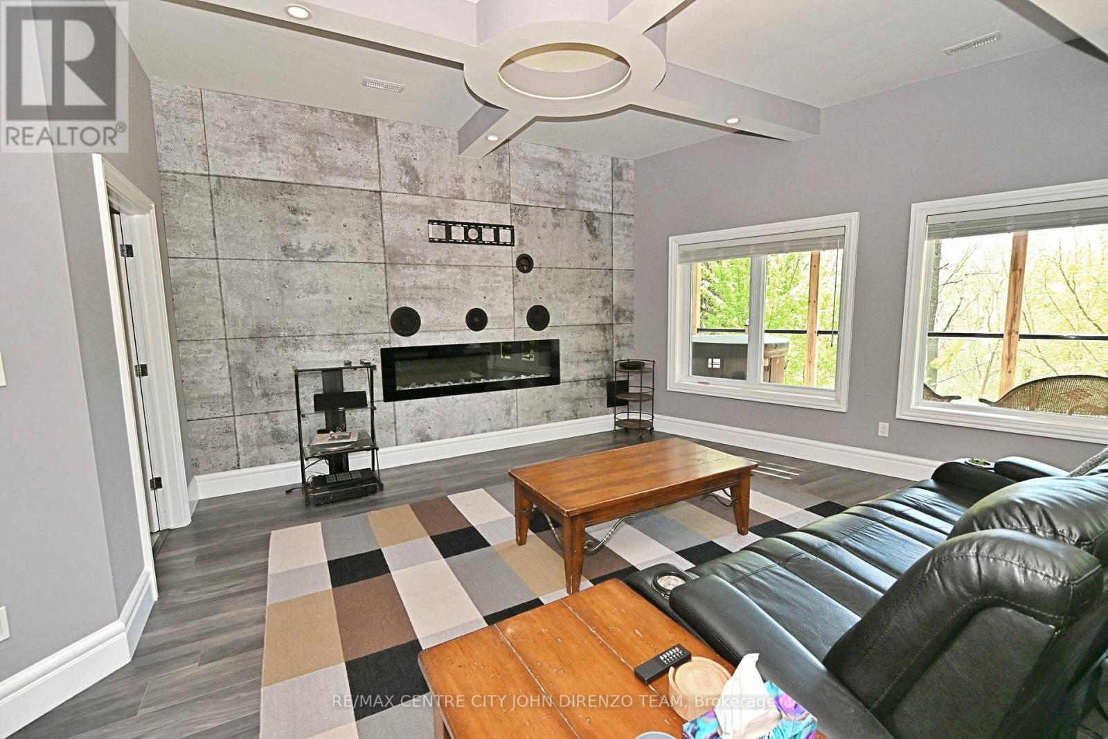 6 Woodland Road, Central Elgin, Ontario  N5P 1P2 - Photo 26 - X12154447