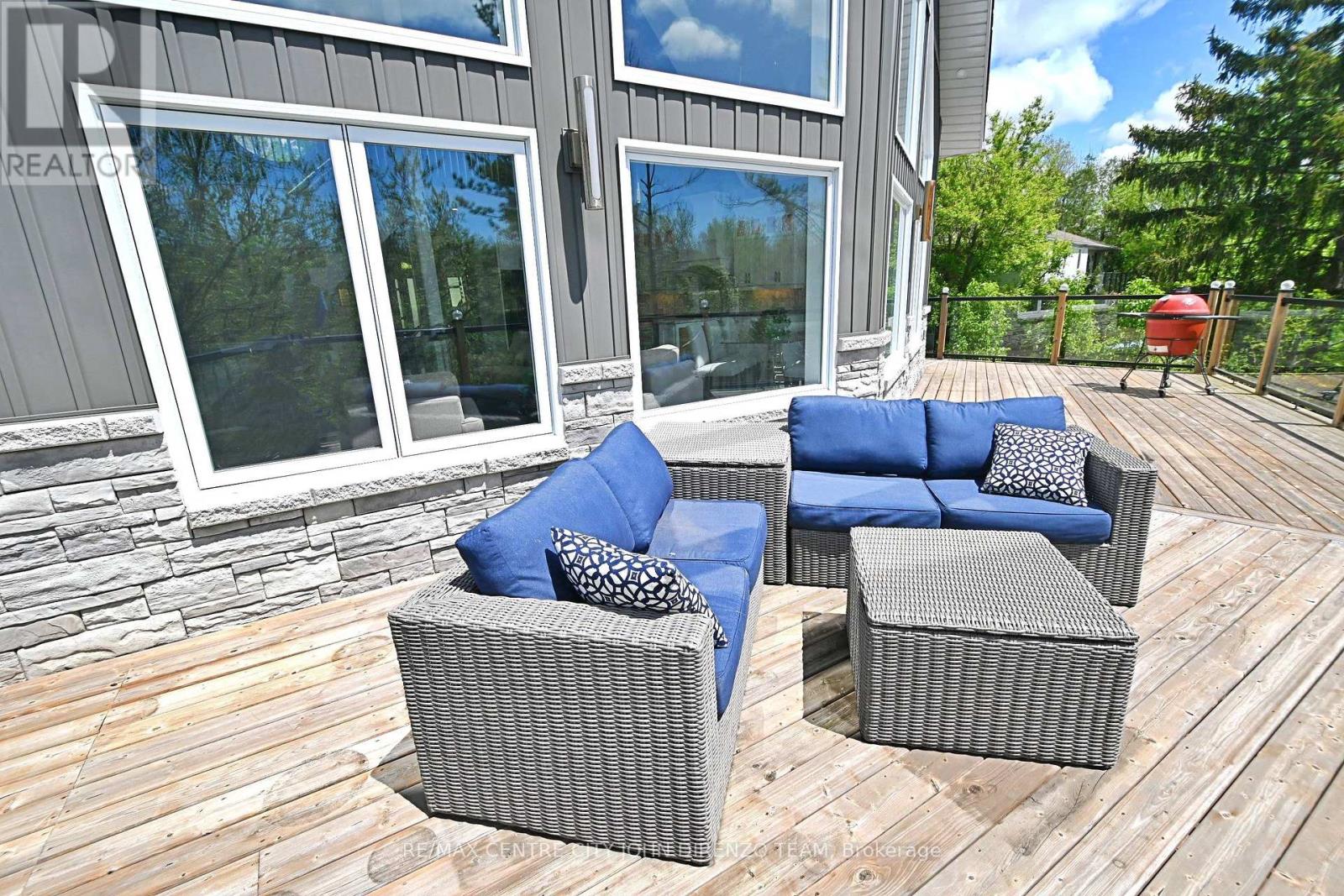 6 Woodland Road, Central Elgin, Ontario  N5P 1P2 - Photo 37 - X12154447