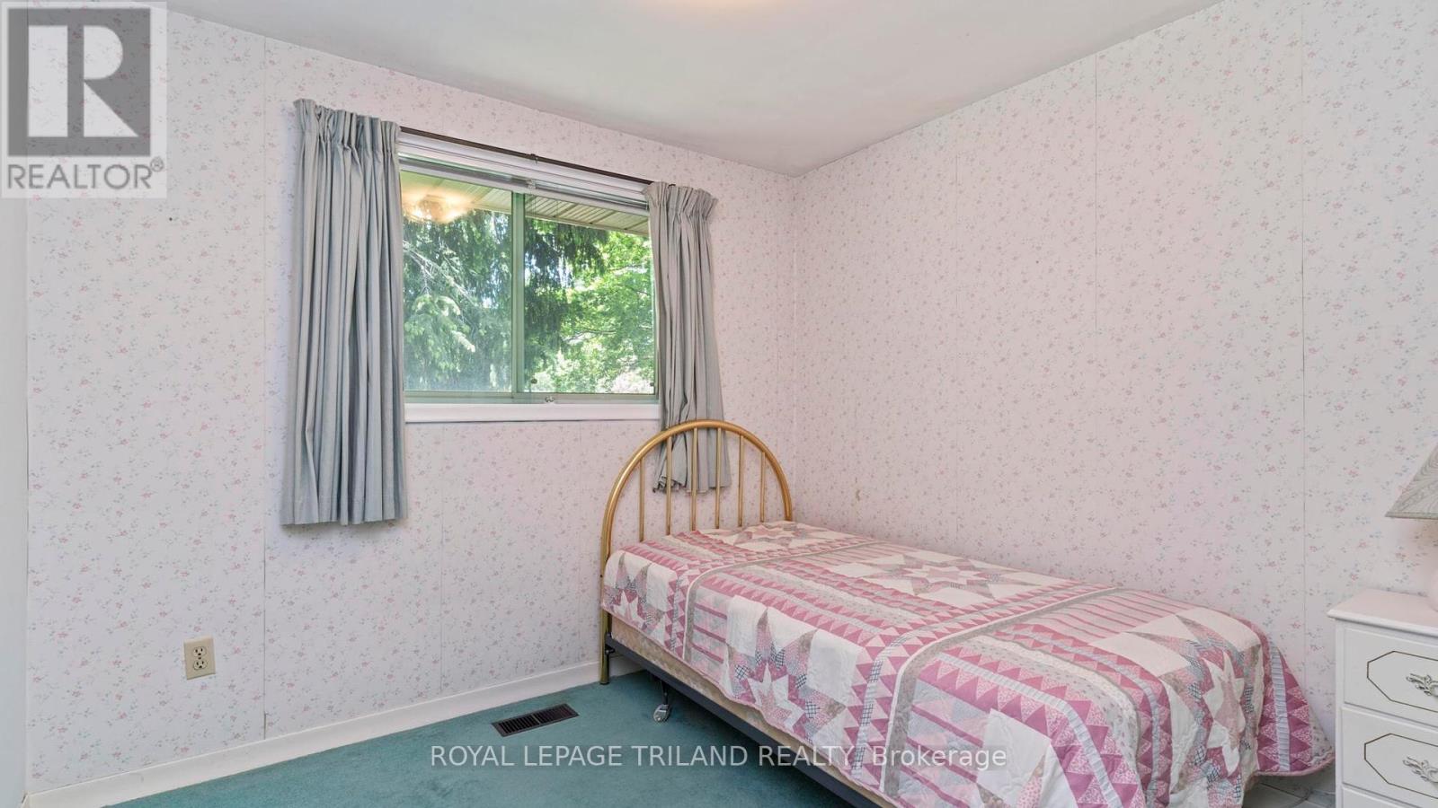 125 Delmont Place, London North (North H), Ontario  N5X 1M2 - Photo 12 - X12154453