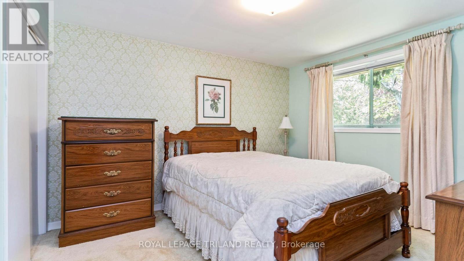 125 Delmont Place, London North (North H), Ontario  N5X 1M2 - Photo 14 - X12154453