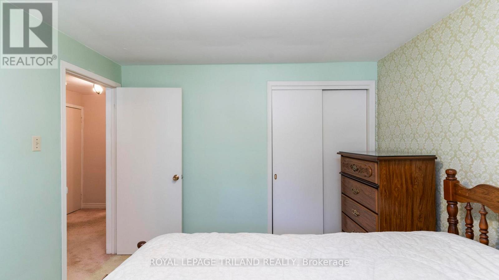 125 Delmont Place, London North (North H), Ontario  N5X 1M2 - Photo 15 - X12154453