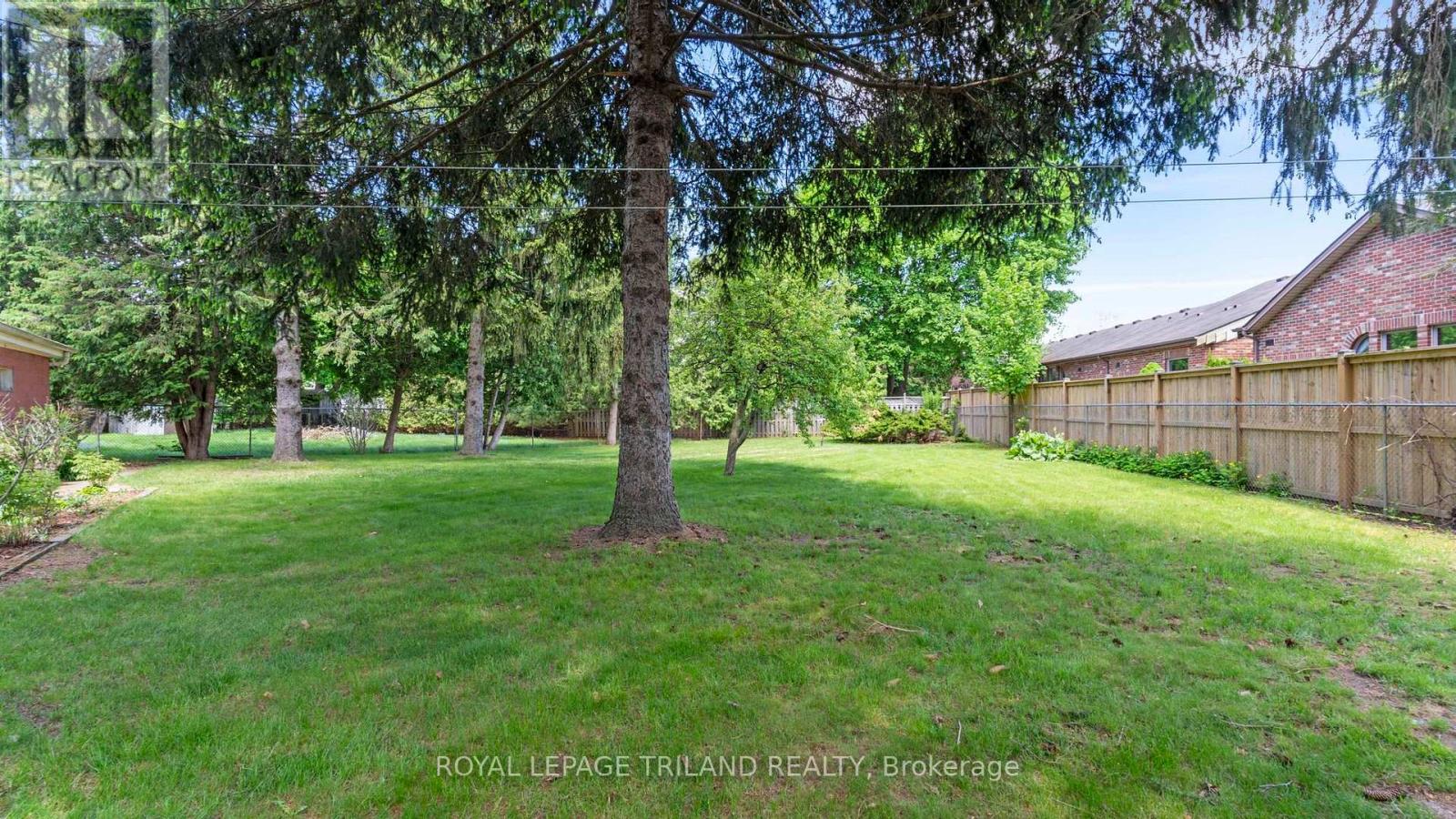 125 Delmont Place, London North (North H), Ontario  N5X 1M2 - Photo 27 - X12154453