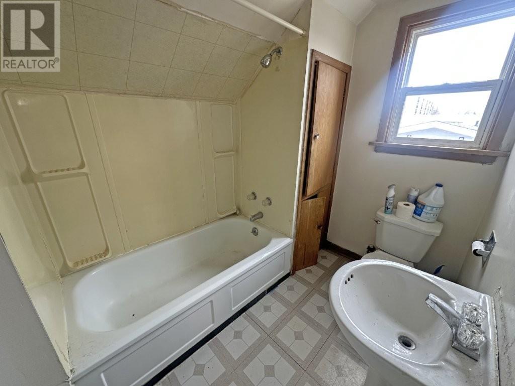 106 Parsons Ave, Thunder Bay, Ontario  P7A 7B2 - Photo 25 - TB251099