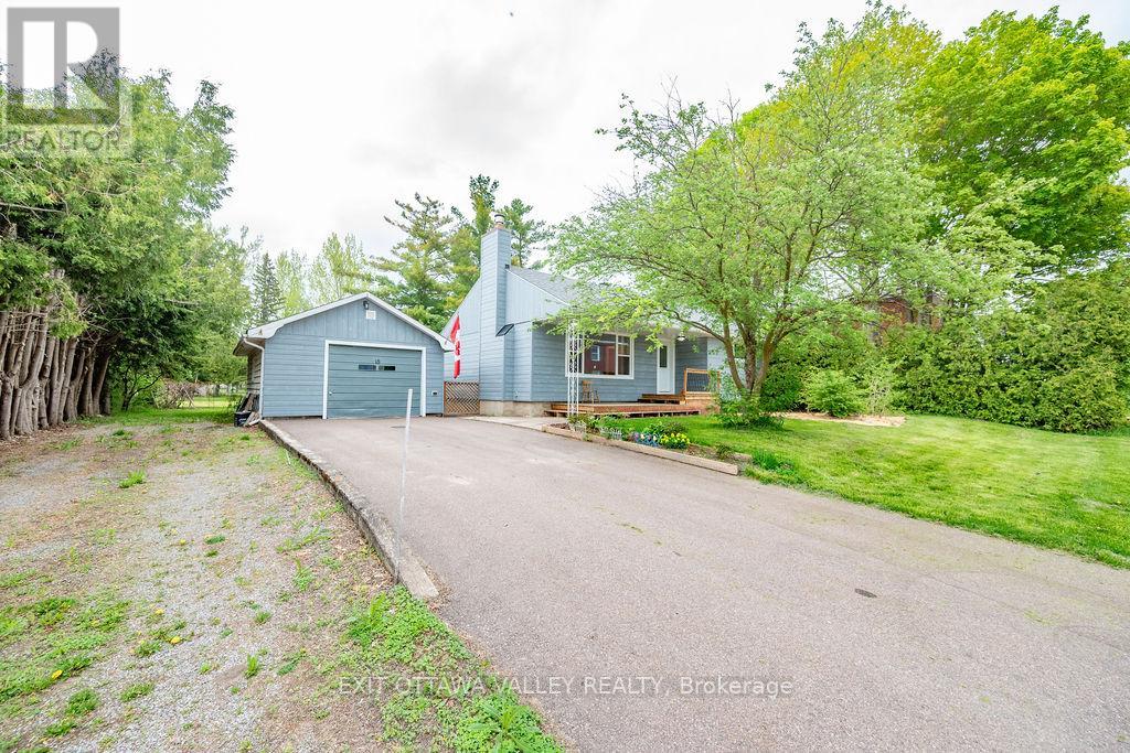 18 Truelove Street, Whitewater Region, Ontario  K0J 1K0 - Photo 32 - X12154406
