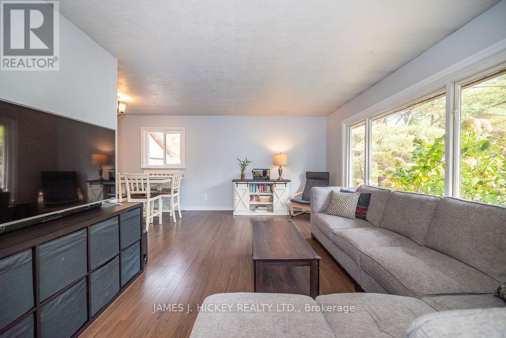 Property at 172 KING'S ROAD image 5