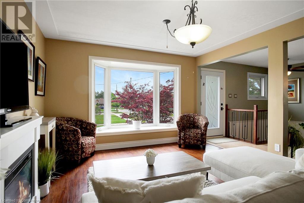 24 Hoffman Street, Kitchener, Ontario  N2M 3M7 - Photo 5 - 40729246