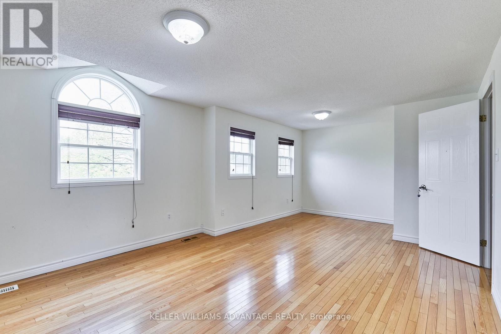 158 Kovac Road, Cambridge, Ontario  N1R 7V8 - Photo 19 - X12154291