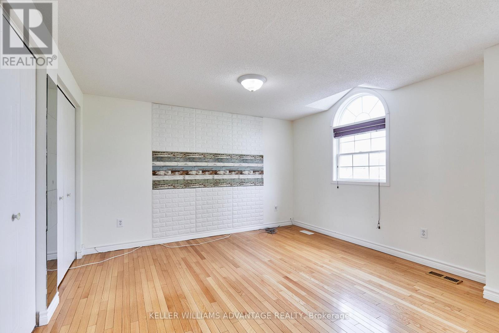 158 Kovac Road, Cambridge, Ontario  N1R 7V8 - Photo 21 - X12154291