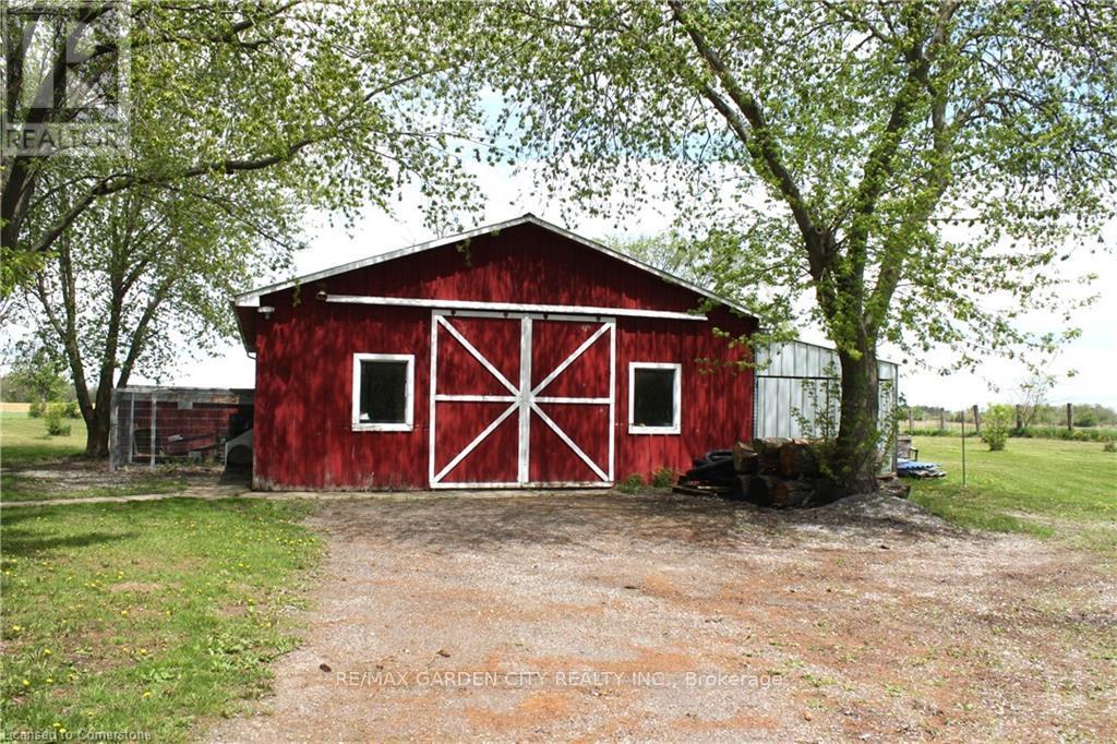 Property at 5801 CANBOROUGH ROAD image 4