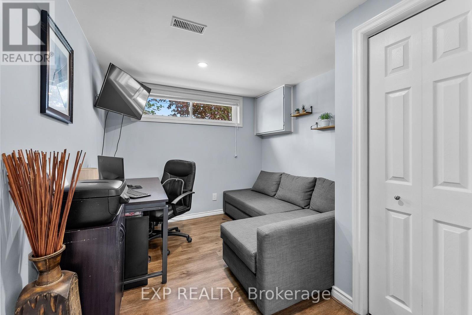 4480 Queensway Gardens, Niagara Falls, Ontario  L2E 6P7 - Photo 30 - X12154393