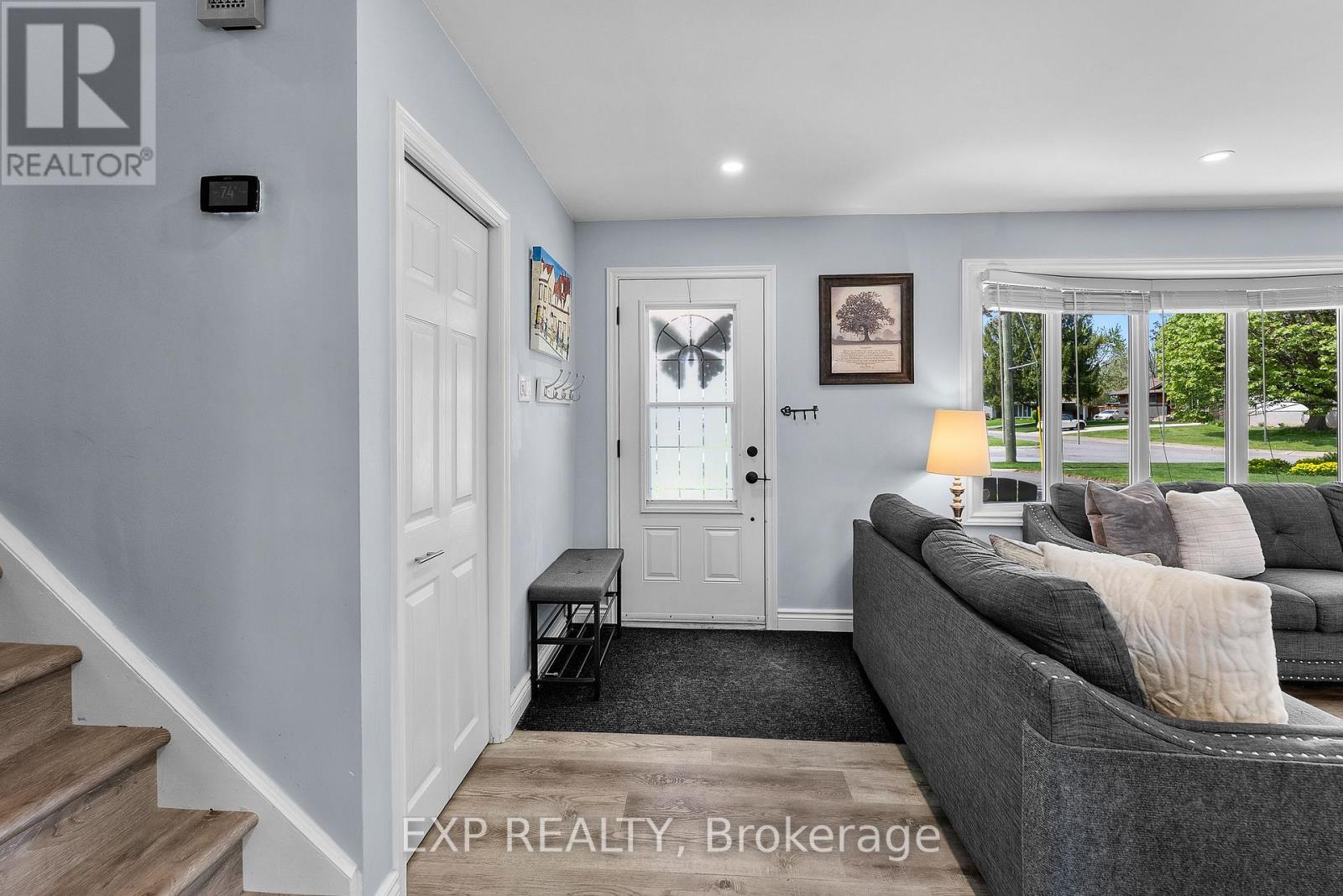 Property at 4480 QUEENSWAY GARDENS image 5
