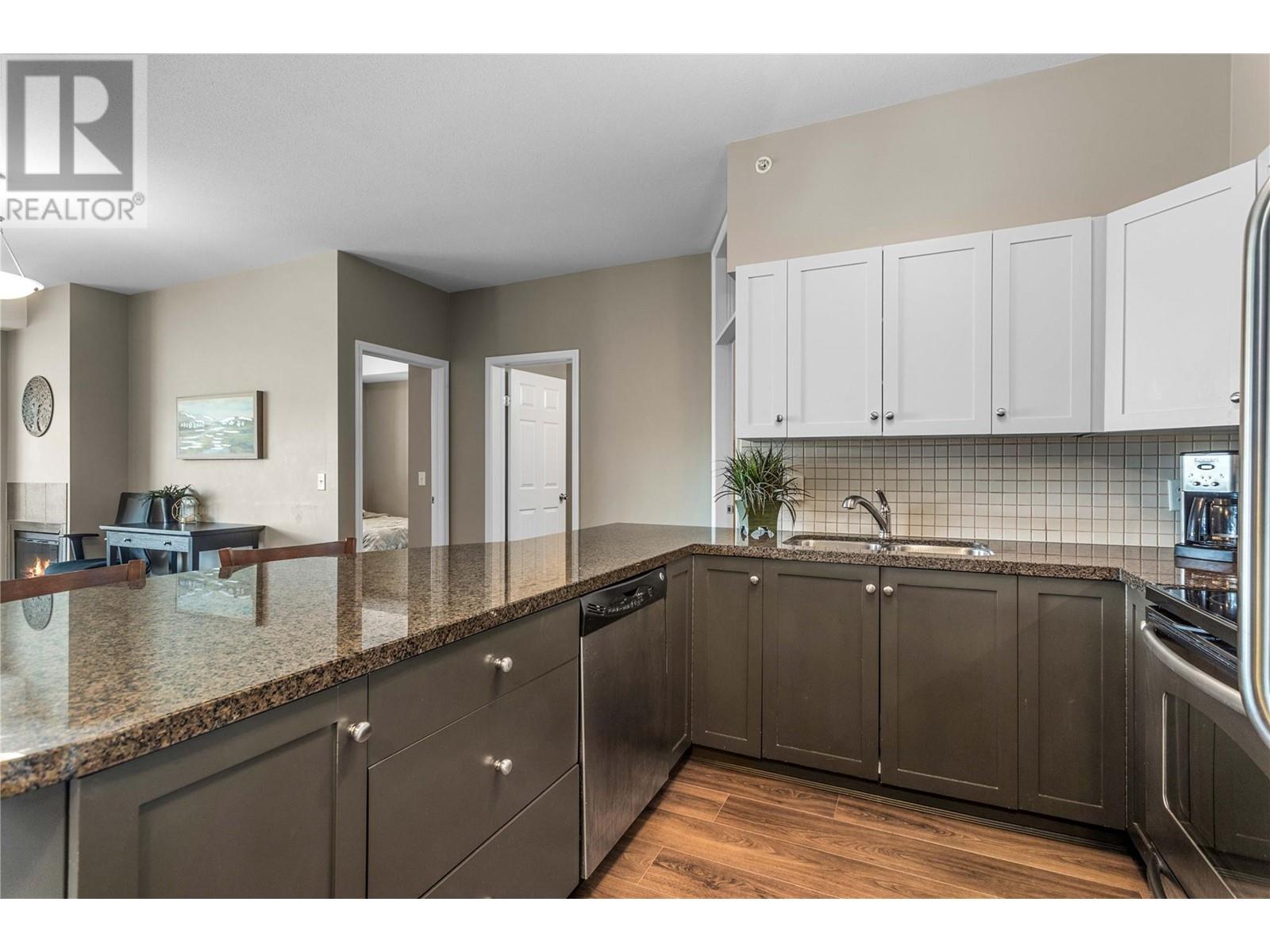 1873 Country Club Drive Unit# 2404, Kelowna, British Columbia  V1V 2W6 - Photo 11 - 10348112