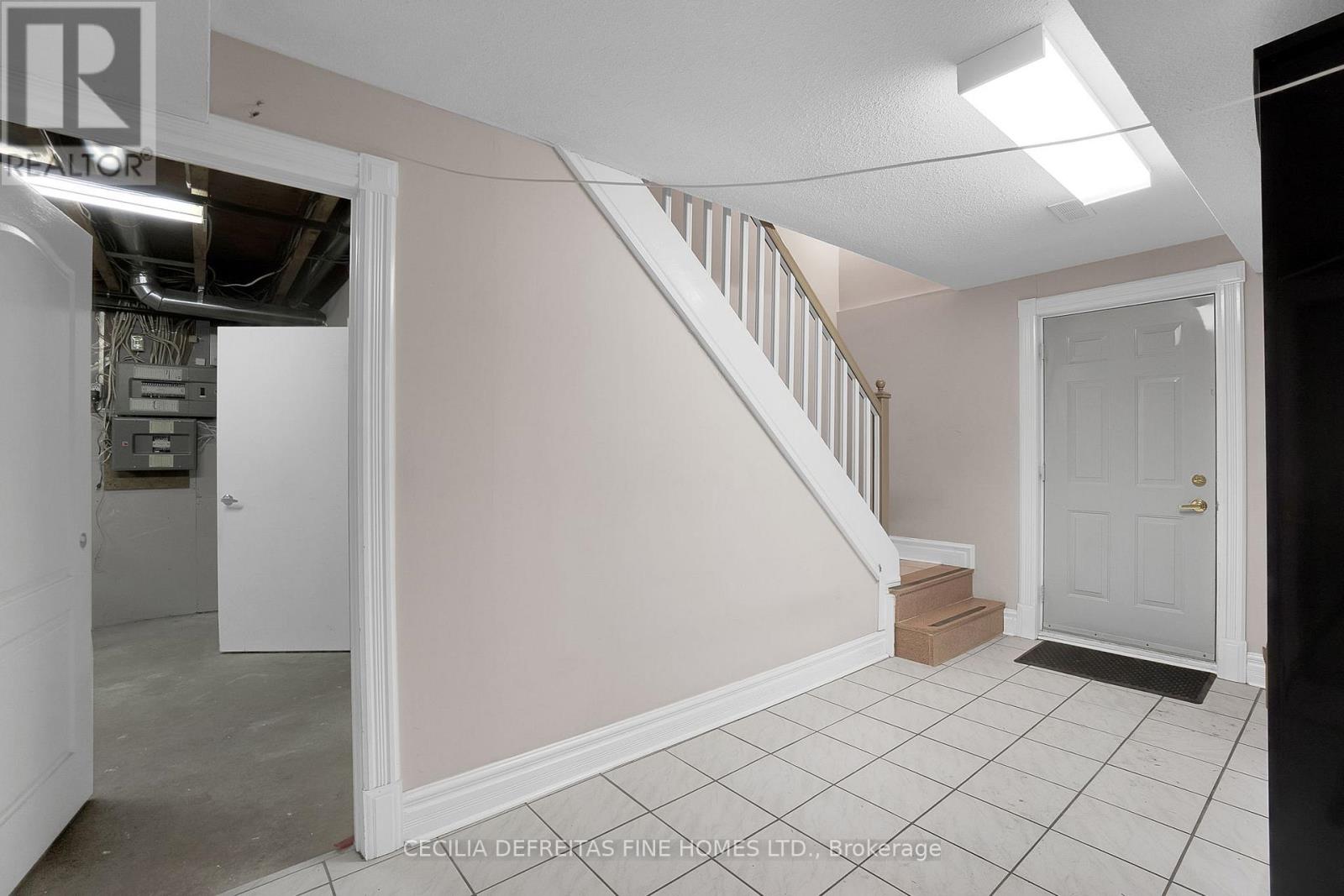 38 Orico Court, Vaughan, Ontario  L4H 3N5 - Photo 37 - N12016944