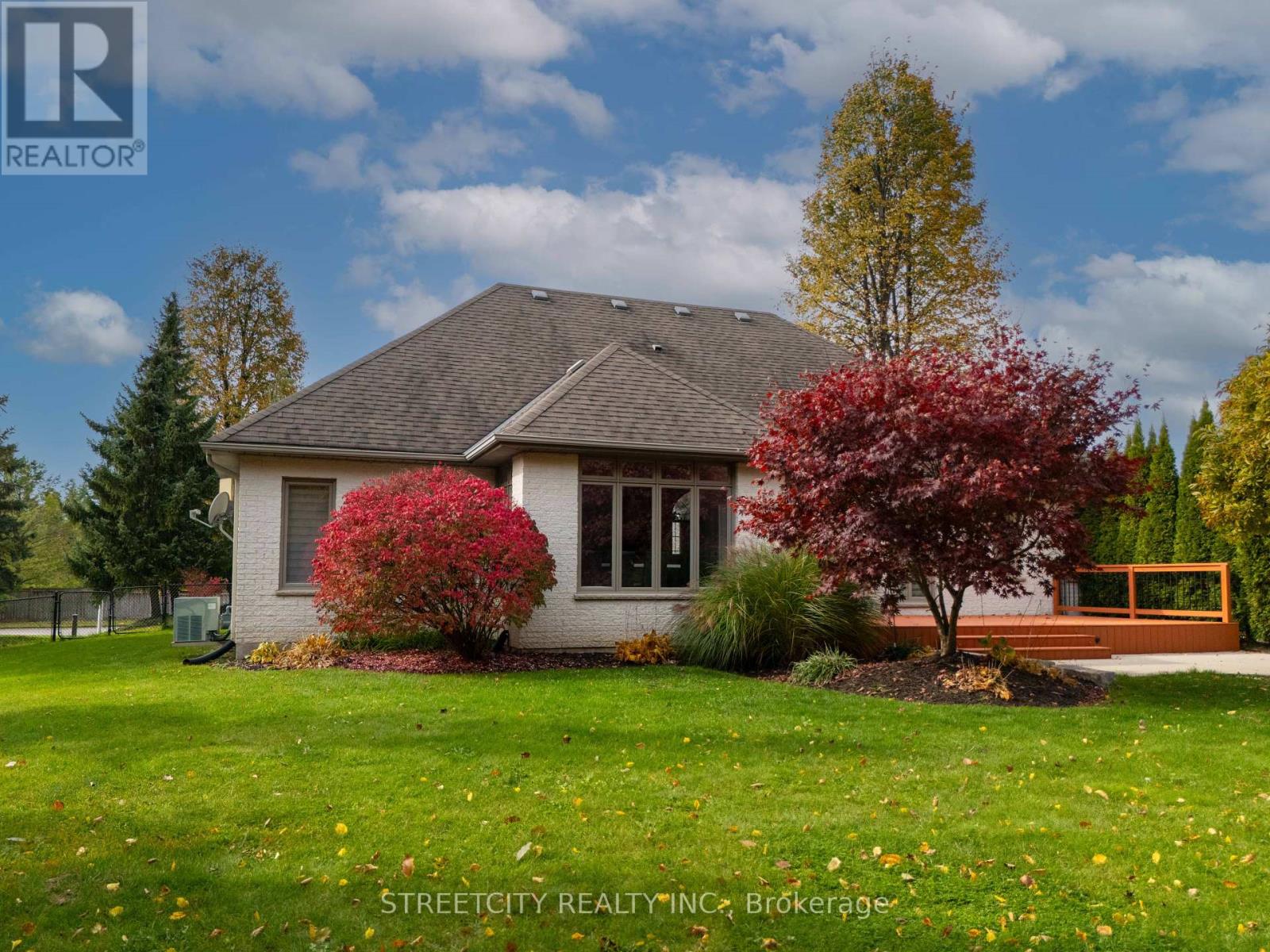 27 Wynfield Lane S, Middlesex Centre, Ontario  N6H 5L2 - Photo 41 - X12147265