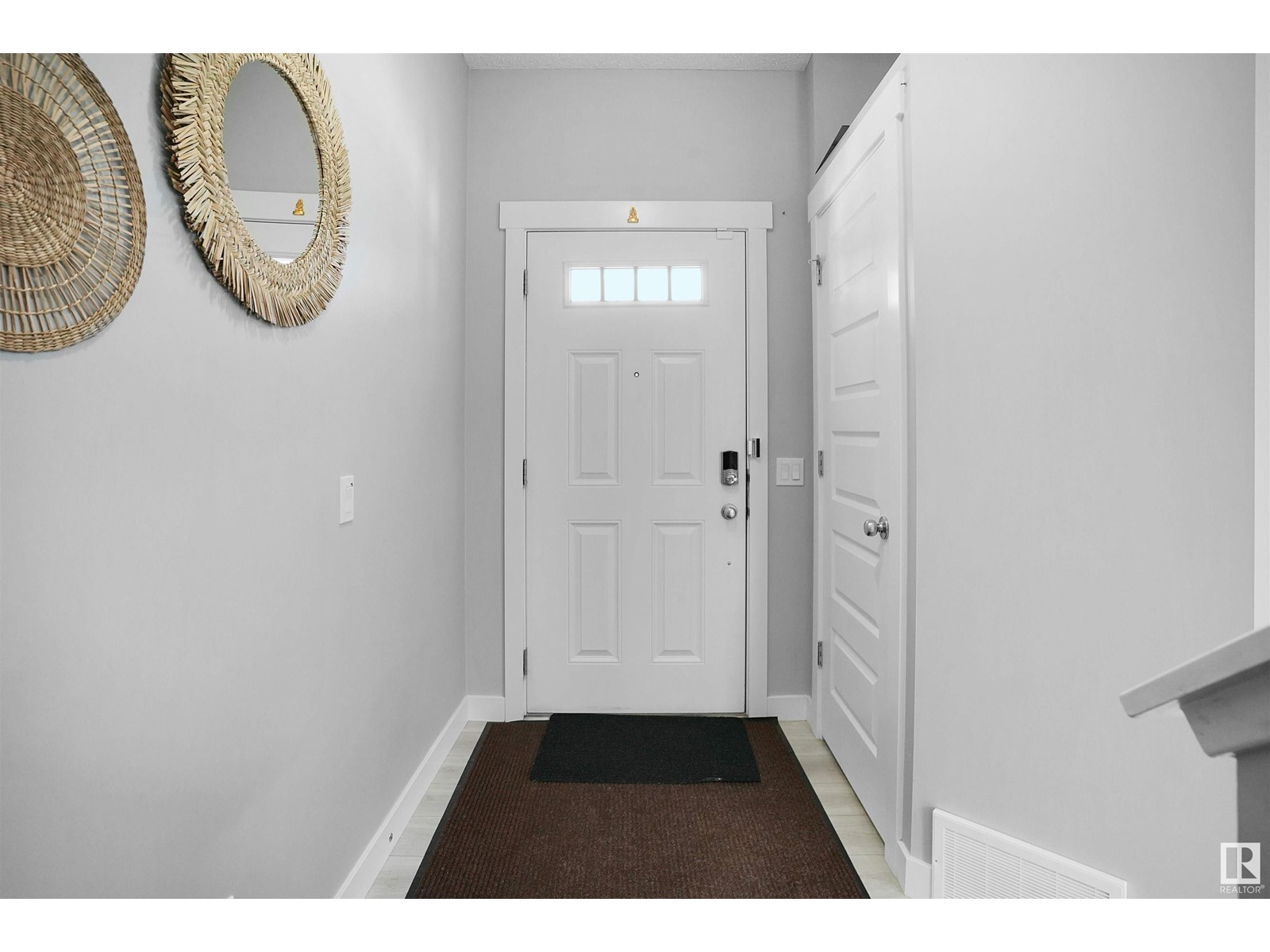 8019 Orchards Green Sw, Edmonton, Alberta  T6X 2L5 - Photo 4 - E4436915