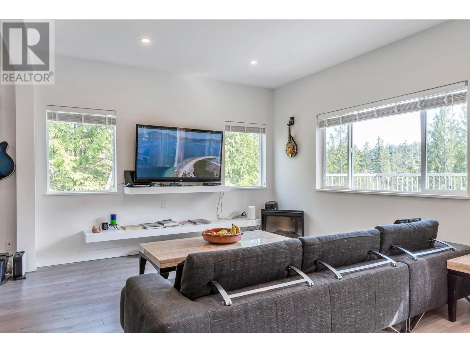 Property at 9431 STEPHENS WAY image 5