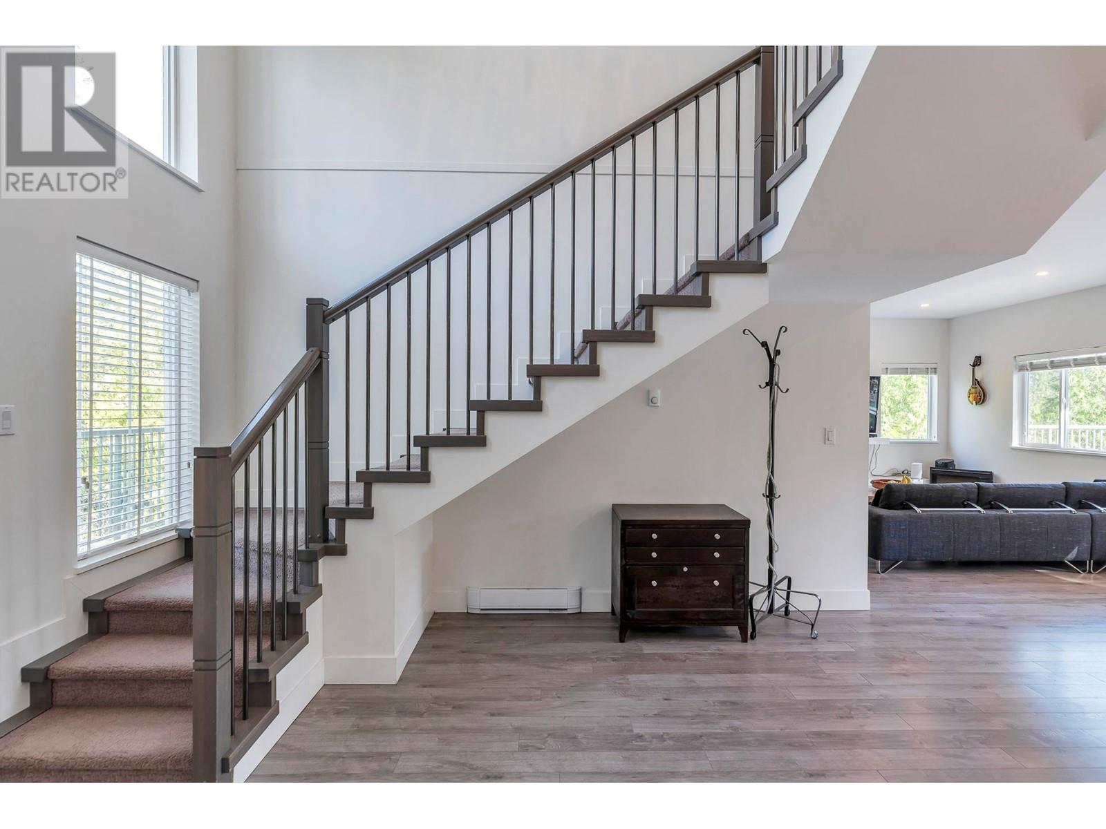 9431 Stephens Way, Halfmoon Bay, British Columbia  V7Z 1G9 - Photo 15 - R3002909