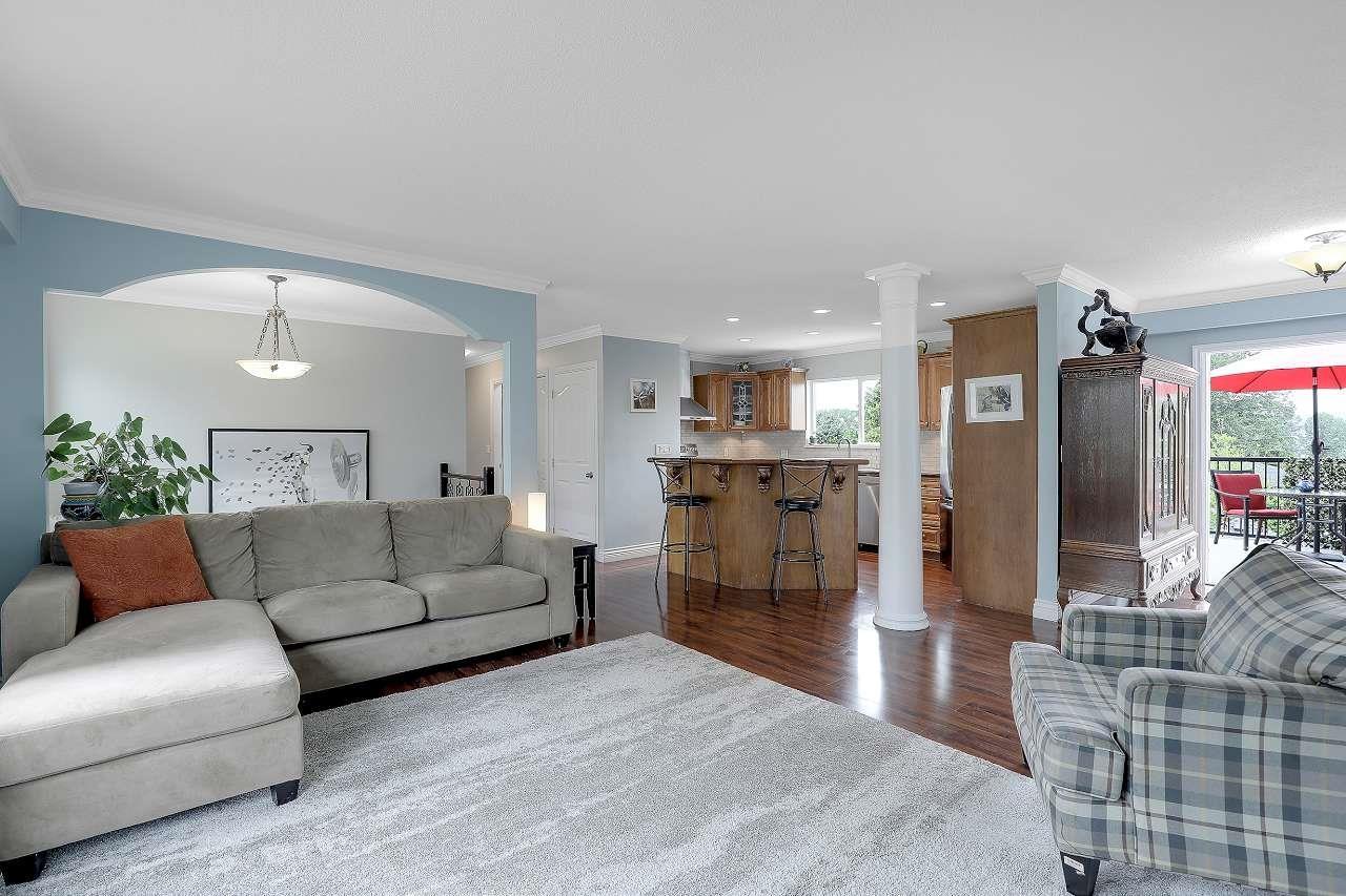 13361 112a Avenue, Surrey, British Columbia  V3R 2G6 - Photo 4 - R3002322