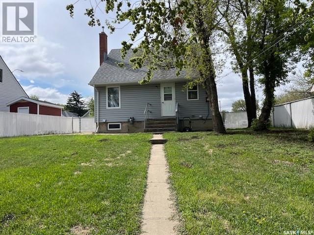 Property at 760 Coteau STREET W image 3