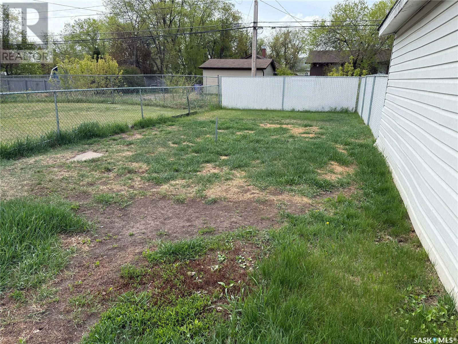 1799 14th Street W, Prince Albert, Saskatchewan  S6V 3N7 - Photo 15 - SK006074