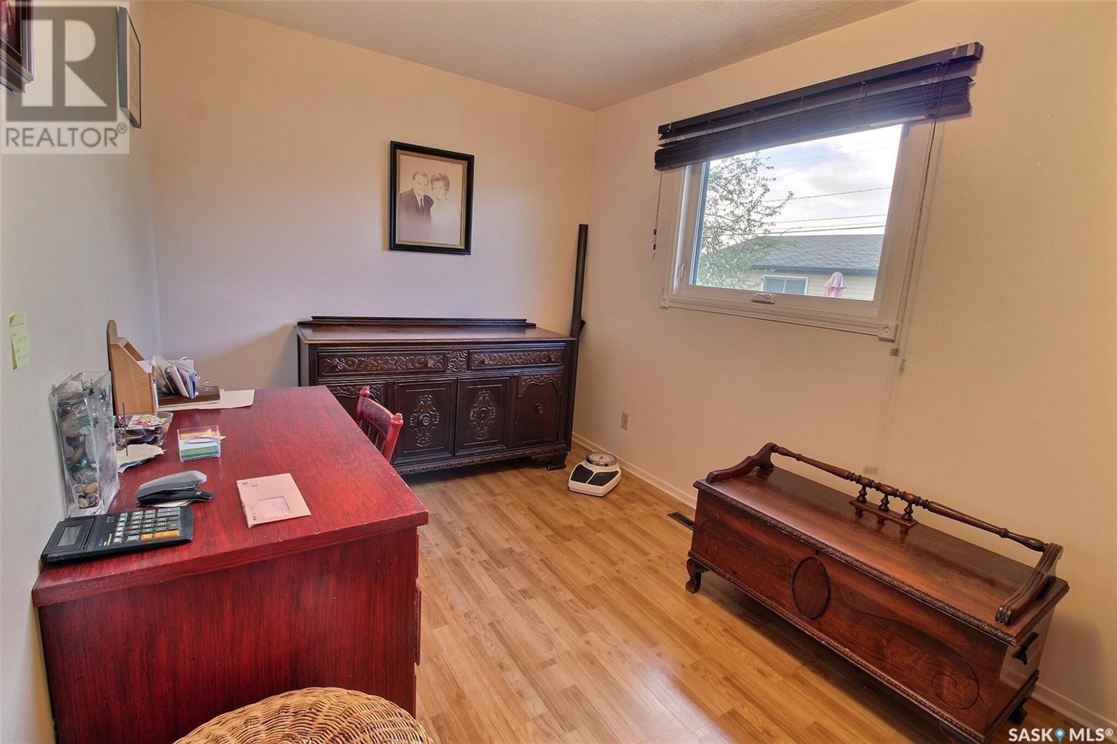 Property at 1310 1st STREET E image 5