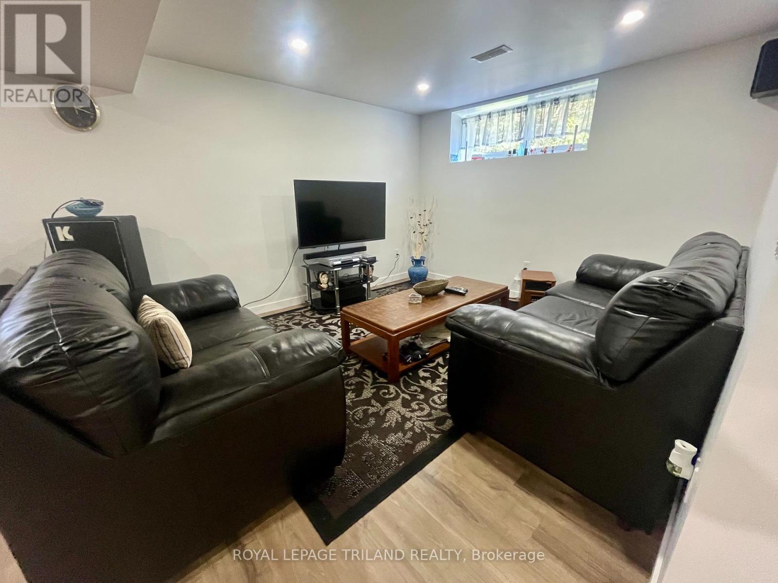179 Warner Bay Road, Northern Bruce Peninsula, Ontario  N0H 2R0 - Photo 13 - X12154193