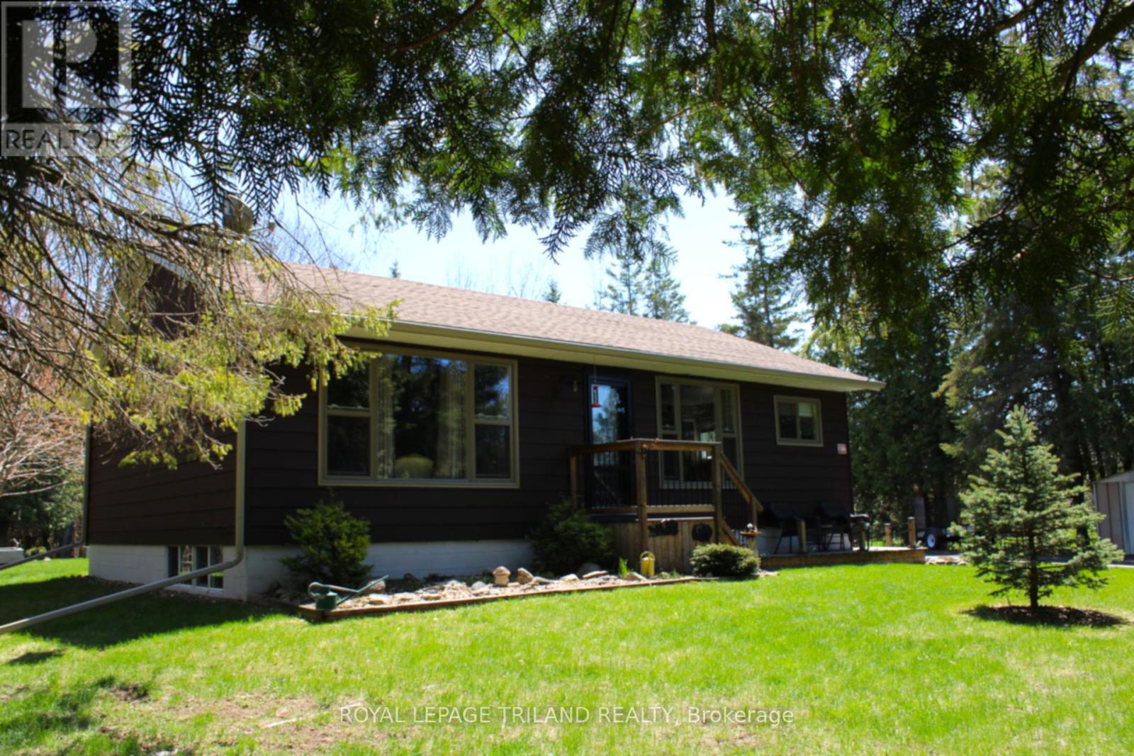 179 Warner Bay Road, Northern Bruce Peninsula, Ontario  N0H 2R0 - Photo 2 - X12154193