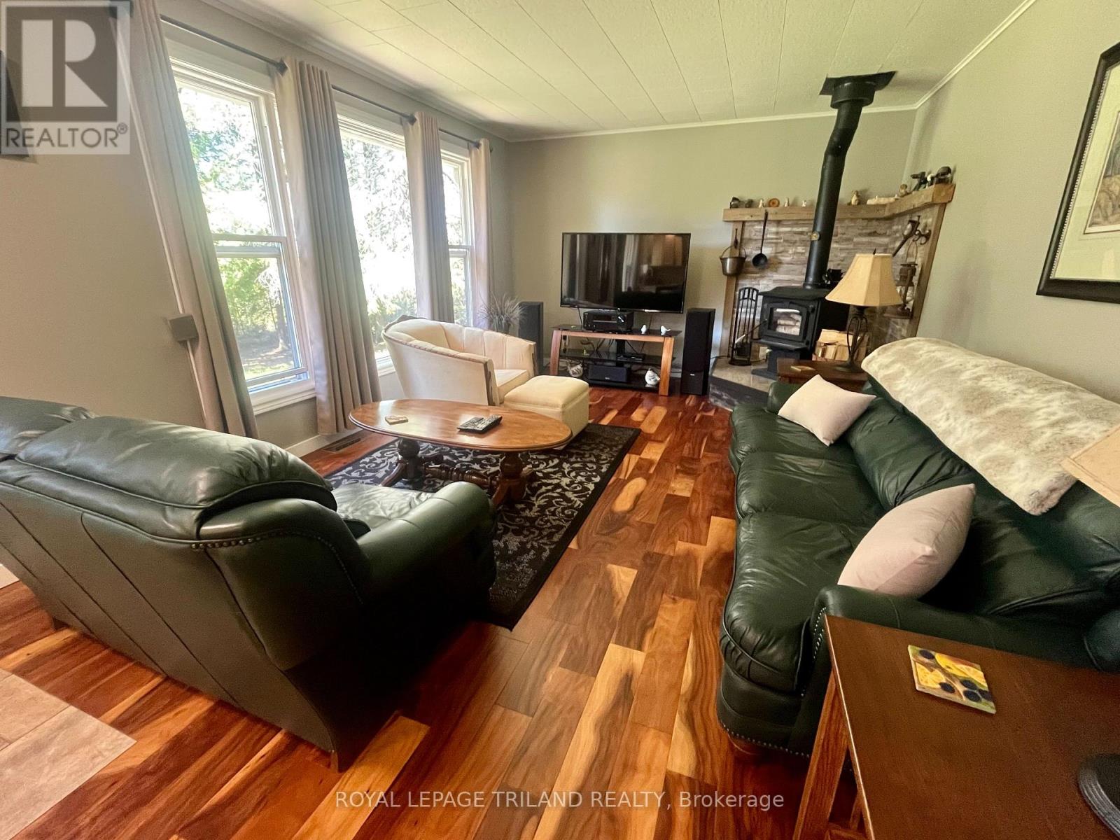 179 Warner Bay Road, Northern Bruce Peninsula, Ontario  N0H 2R0 - Photo 6 - X12154193