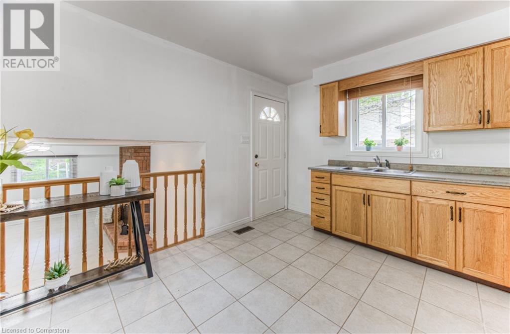 171 Mayberry Court, Waterloo, Ontario  N2K 3K2 - Photo 23 - 40727351