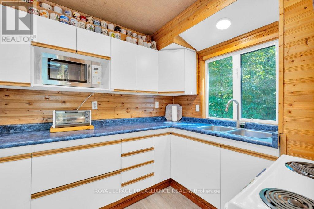 174 Cottage Lane, Tweed (Tweed (Village)), Ontario  K0K 3J0 - Photo 8 - X12154538