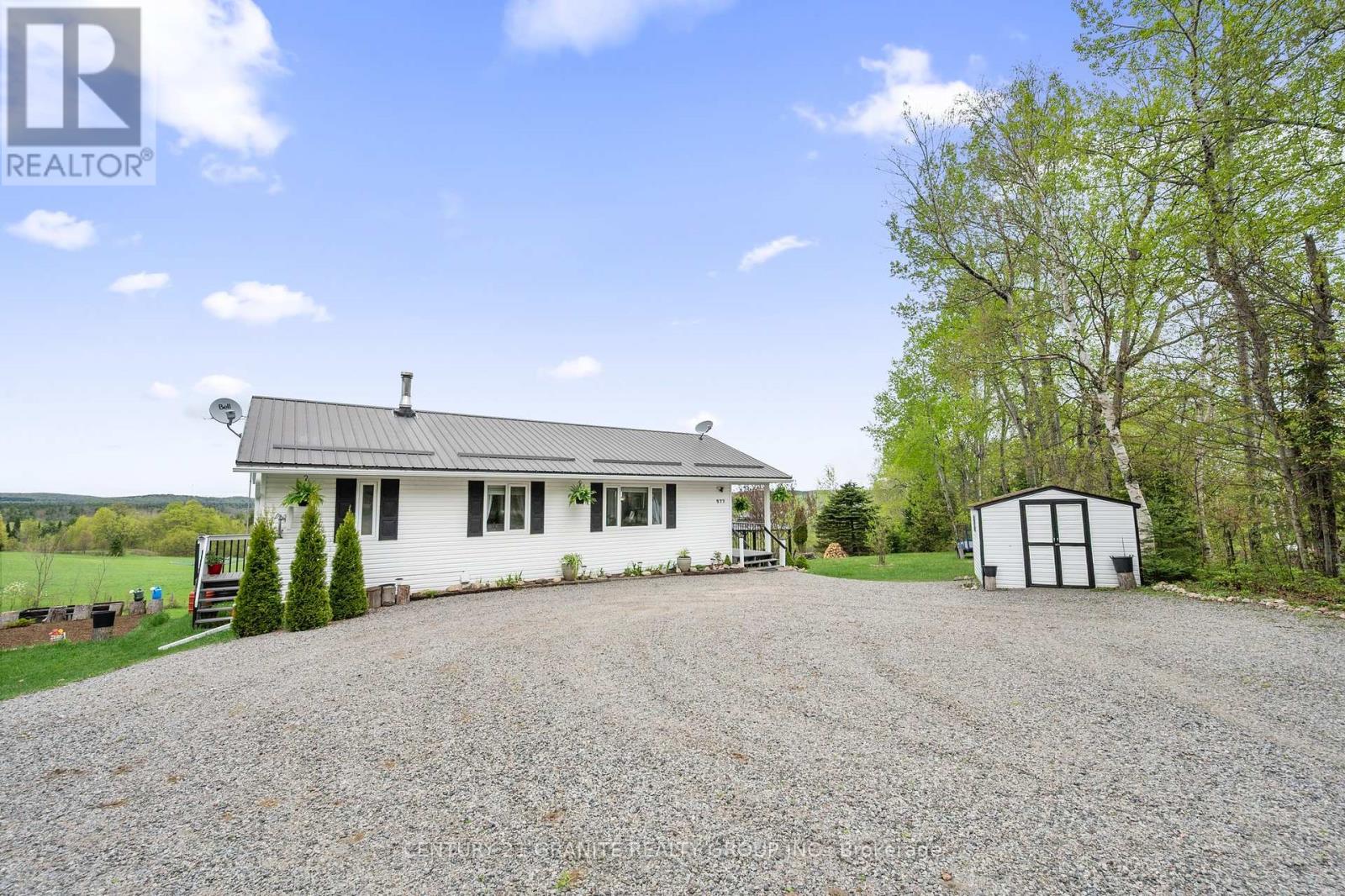 577 Hillsview Road, Hastings Highlands, Ontario  K0L 2S0 - Photo 4 - X12154650