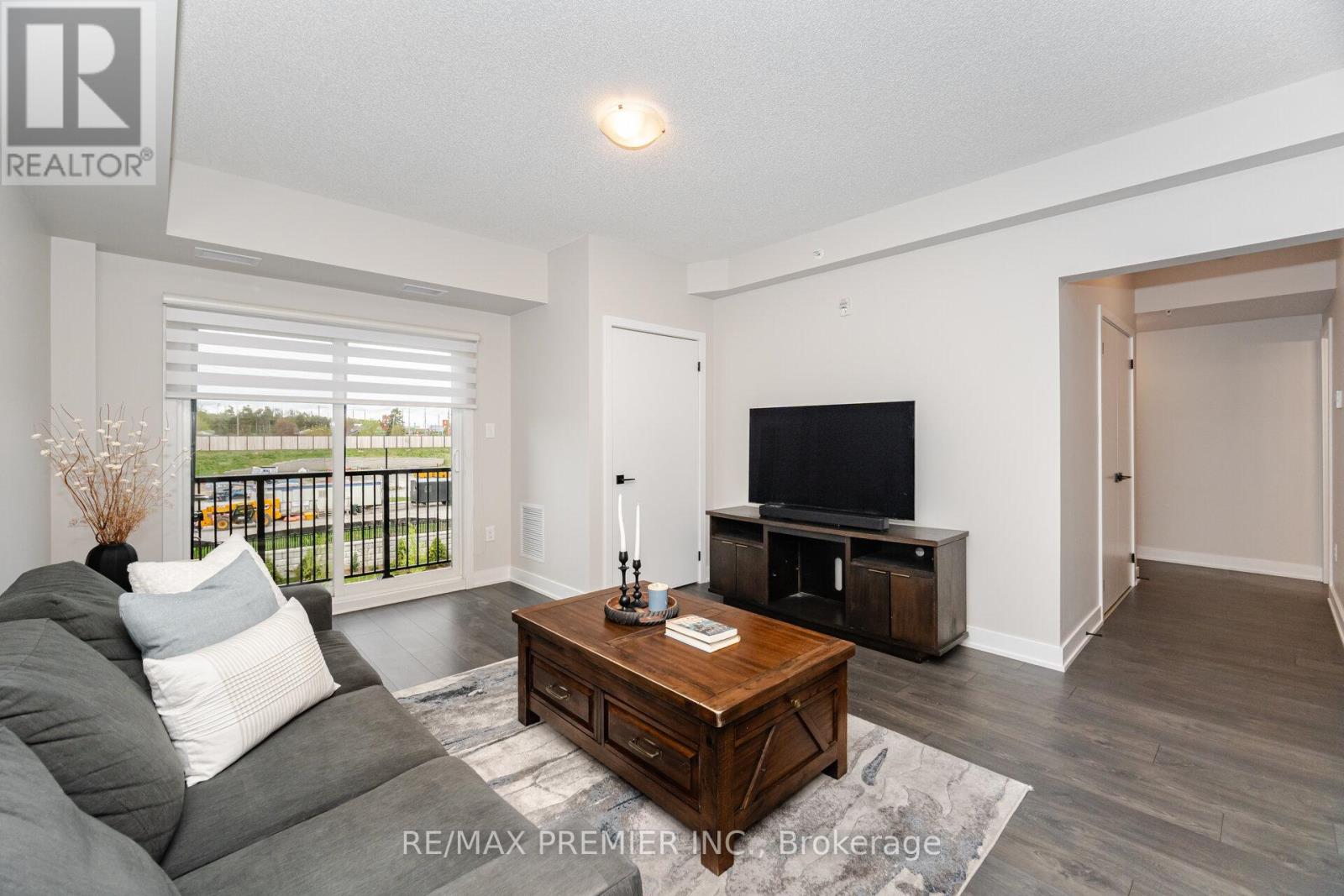 308 - 6 Spice Way, Barrie, Ontario  L9J 0J9 - Photo 13 - S12154397