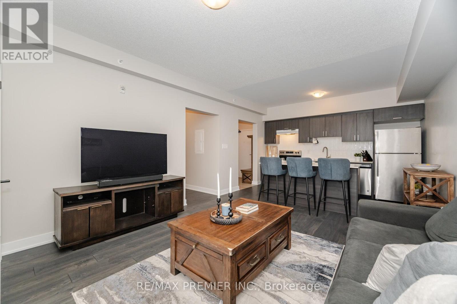 308 - 6 Spice Way, Barrie, Ontario  L9J 0J9 - Photo 15 - S12154397