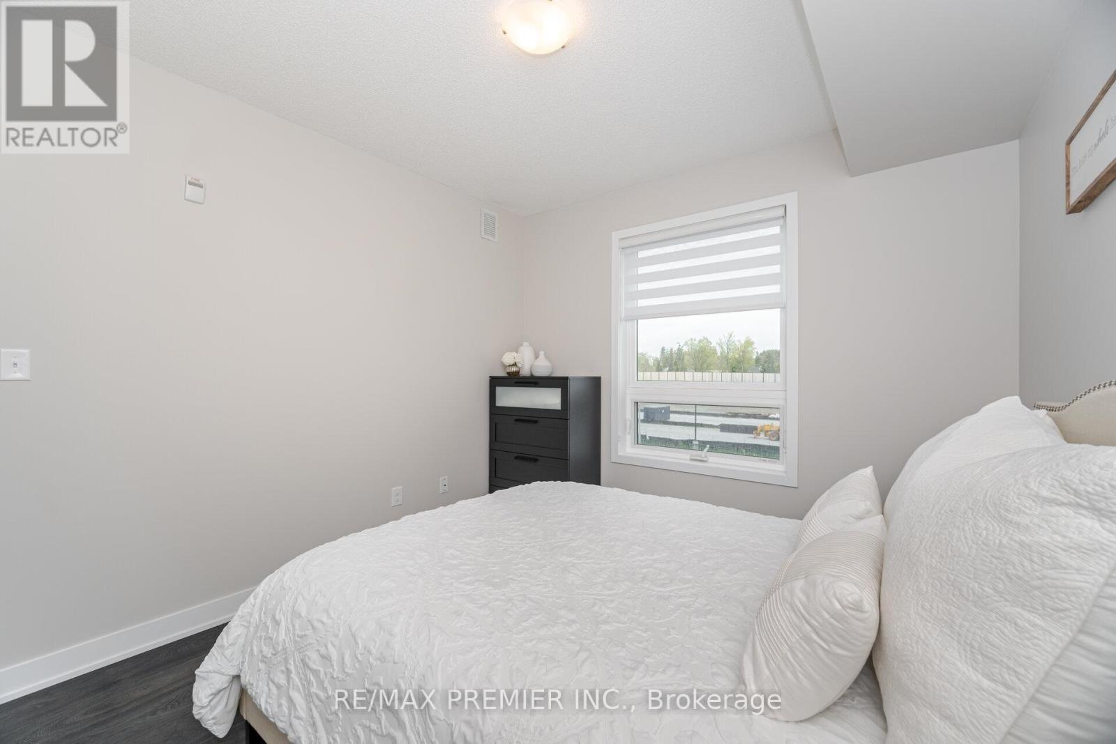 308 - 6 Spice Way, Barrie, Ontario  L9J 0J9 - Photo 20 - S12154397