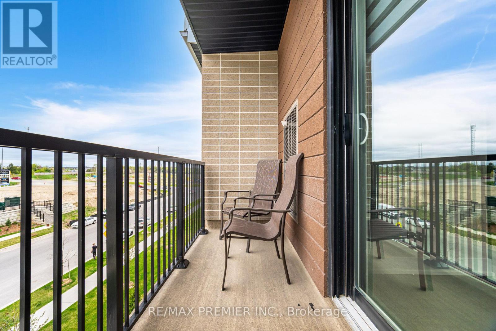 308 - 6 Spice Way, Barrie, Ontario  L9J 0J9 - Photo 27 - S12154397