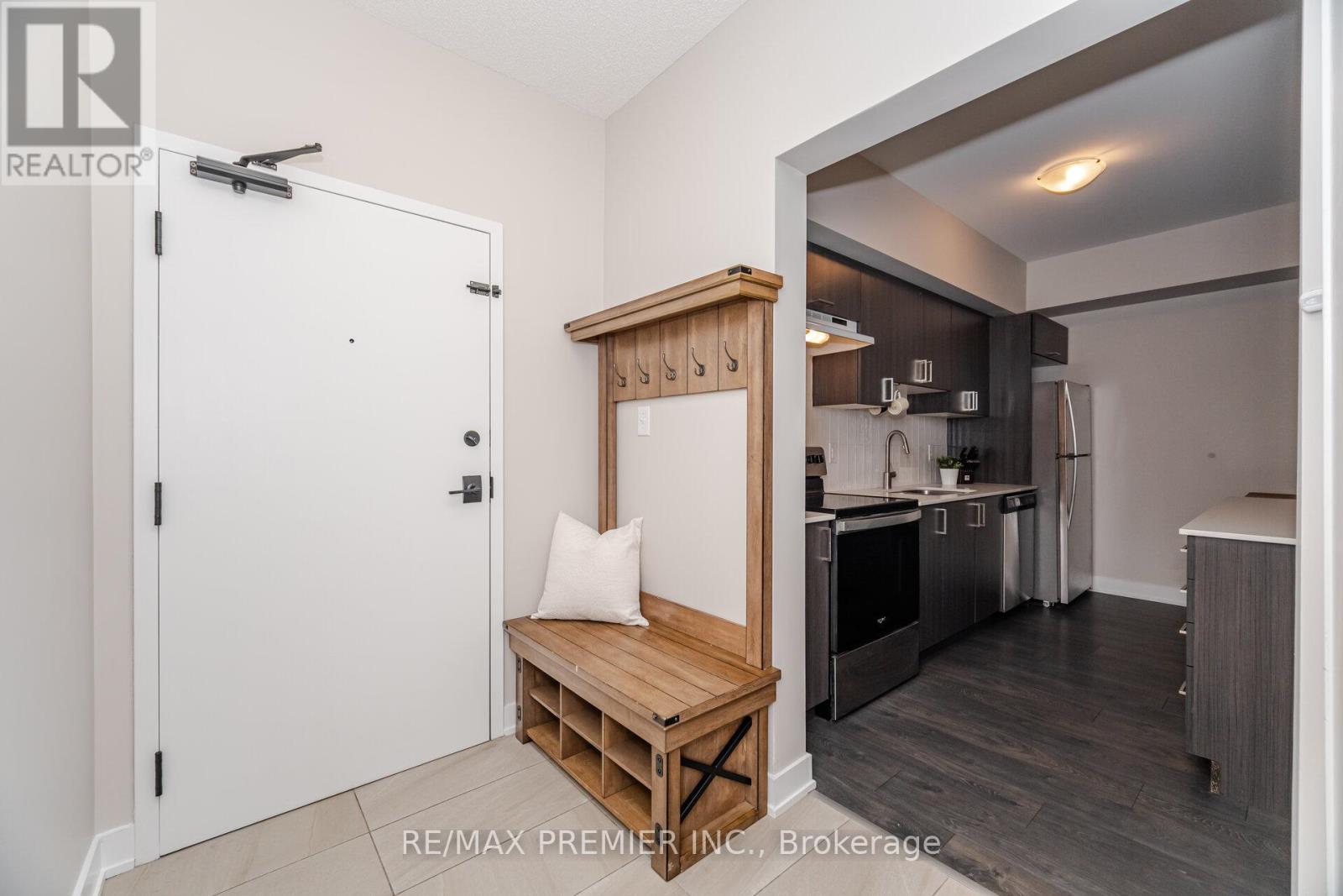 308 - 6 Spice Way, Barrie, Ontario  L9J 0J9 - Photo 6 - S12154397