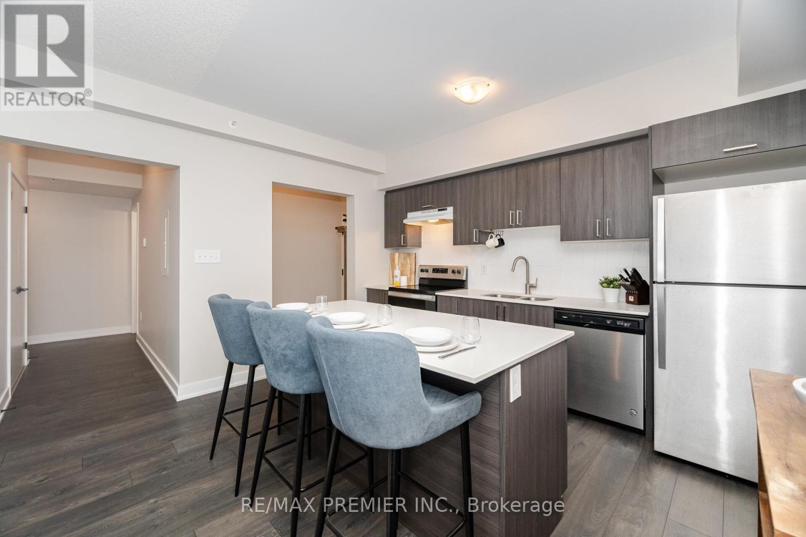308 - 6 Spice Way, Barrie, Ontario  L9J 0J9 - Photo 7 - S12154397
