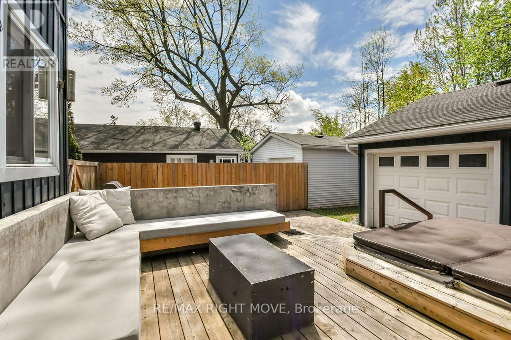 3366 Beckett Place, Severn, Ontario  L3V 0V9 - Photo 36 - S12154436
