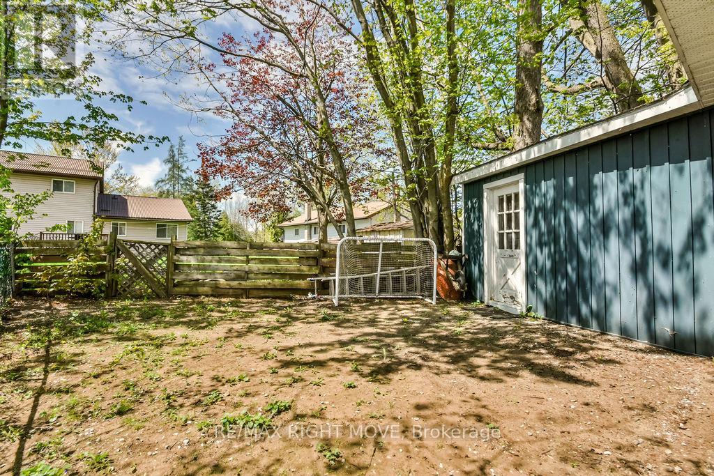 3366 Beckett Place, Severn, Ontario  L3V 0V9 - Photo 45 - S12154436