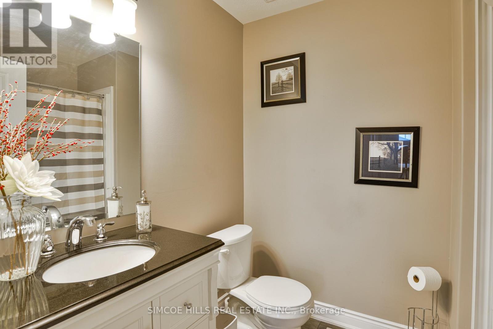 3886 Wood Avenue, Severn, Ontario  L3V 0T9 - Photo 17 - S12154466